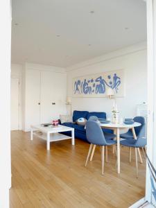 Appartements Deauville Plage - Balcon, Vue Mer & Ville a pied : photos des chambres