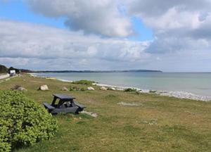 LANDSTED nær HAV og BY - aktiv og rekreativ ferie