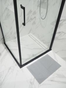 Moon Apartment A 180