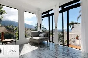 Hills and Waves - El Durazno