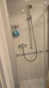 Garsonjera - Dobrova