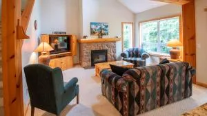 Stone Creek Chalet by Fernie Lodging Company - Eureka