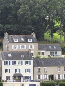 Locquenole - maison avec vue mer