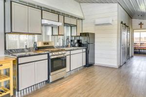 On-Site Fishing & Hiking: Philippi Ranch House