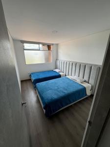 Modern 3 Bedroom Apartment with balcony