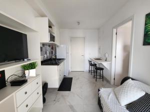 FLAT COMPLETO no METRÔ SANTA CECILIA com PISCINA - SAUNA - GARAGEM