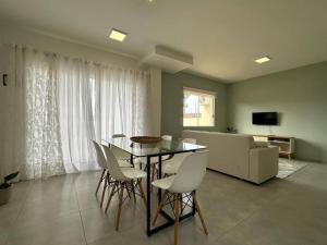 Sobrado em Itapoá, 150m da praia