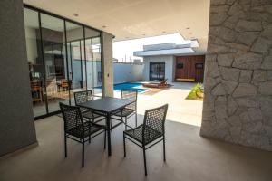 Casa das Pedras-Izi cpiscina aquecida 70m praia