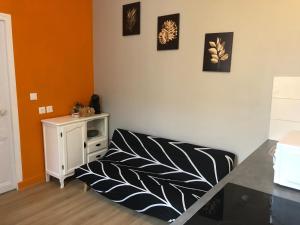 Appartements Saint Gratien 3 min a pied transport Tour Eiffel : Appartement Standard