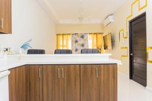 Secure one bedroom apartment in Ruthven a gated community in New Kingston Jamaica