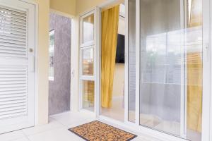 Secure one bedroom apartment in Ruthven a gated community in New Kingston Jamaica