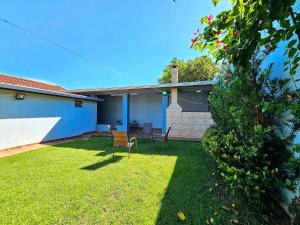 Casa Familiar Espaço Amplo com churrasqueira