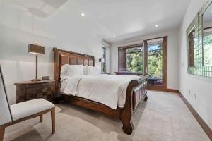 Riverfront Townhome 15 by East West Hospitality