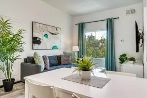 1 Mi to Disney World Modern Orlando Condo! - Vineland