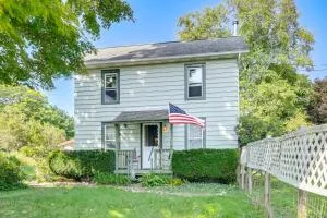 Waterfall Wonderland Home with Fire Pit in Newfield - Lansing
