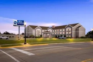 Best Western Holiday Manor - Albia