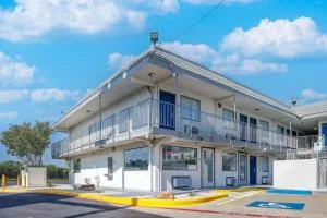 Motel 6 Fort Worth, TX East - Ederville