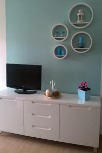 Apartments with parking space Vrbnik, Krk - 5392