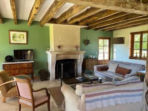 Maisons de vacances Evasion en Sologne : Gite PMR, Billard, Tennis & Nature Proche Chateaux de la Loire - FR-1-590-420 : photos des chambres
