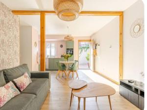 Stunning Apartment in heart of Dambach La Ville