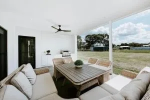 Mudgee Haven - Stunning Terra Modern Design - Buckaroo