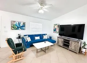 Welcome to Your Riverside Retreat - Port Charlotte