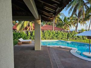 Villa San Juan, playa Costa Azul