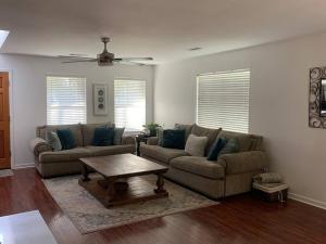 Walnut Grove 2BD 1Bath