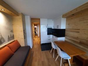 Appartement cosy, accès direct aux pistes, Méribel - FR-1-355-261