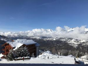 Appartement cosy 3 pièces, 6 pers, balcon, proche pistes et centre, animaux admis - FR-1-757-106