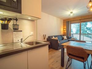 Valmorel: Appt 6 pers, 2 ch, parking, wifi, skis aux pieds - FR-1-356-511