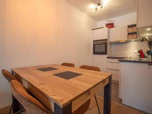 Valmorel: Appt 6 pers, 2 ch, parking, wifi, skis aux pieds - FR-1-356-511