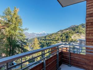 Appartement 2 pièces avec balcon et garage à 100m des pistes - FR-1-351-215