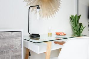 75-1C New 1BR prime UES W D the unit Best Value