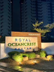 Royal Oceancrest Mactan - Resort type Condominium Unit 0215B