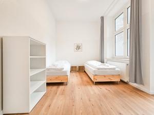 Tolstov Apartments - 2 Zimmer Wohnung mit Terrasse - 25 Min Messe DUS