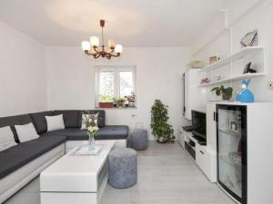 Apartment Villa DD - Four Bedroom Apartment With Terrace Sea View ST