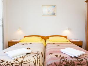 Guest House Bridge View - Studio with Balcony and Sea View