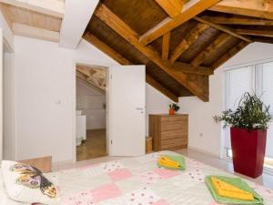 Villa Avoca - Four Bedroom Villa with Swimming Pool