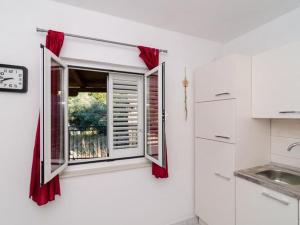 Apartments Ammos - One Bedroom Apartment with Shared Terrace and Sea View Mali