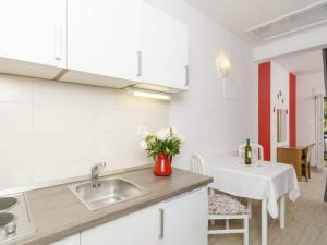 Apartments Matu ko Mljet - One Bedroom Apartment with Balcony and Sea View