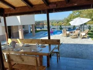 Holiday Home Gra ec - Three Bedroom Holiday Home with swimming pool - Brčevec