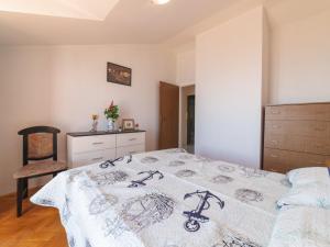 Apartments Sunrise Duilovo -Superior Three Bedroom Apartment with Sea View Terrace