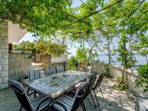 Villa Kosa - Studio Apartment with Balcony and Sea View