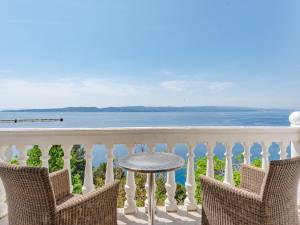 Villa Kosa - Studio Apartment with Balcony and Sea View