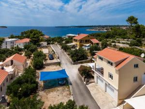 Apartments Fran-Two Bedroom Apartment with Balcony and Sea View Fran 2