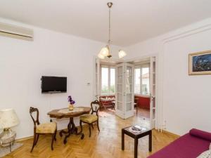 Holiday Home Patricija-Duplex Three Bedroom Apartment with Balcony and Sea View A6 1