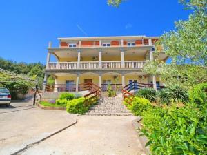 Apartments Veselka, Lumbarda - One Bedroom Apartment with Terrace and Sea View Apt 7