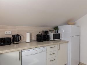 Villa Celenca - Superior Two Bedroom Apartment with Terrace and Sea View - A5