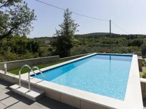 Villa Harmonia with patio and shared pool - Cilipi